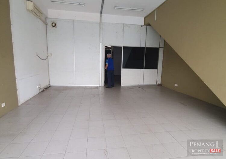 2 storey Shoplot @malacca street for rent today 0174771759