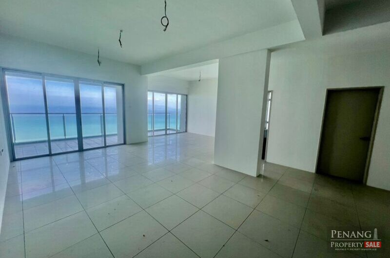 Island Resort 2500sf  Condominium Seaview Located in Batu Ferringhi